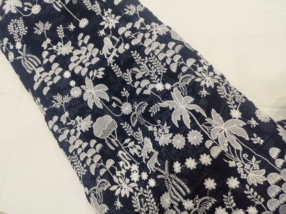 Close-Up of Resham Embroidery on Men’s Georgette Kurta – Elegant Festive Wear